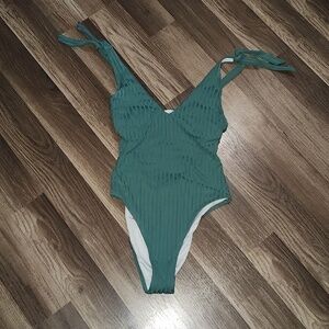 SHADE & Shore  One Piece Swimsuit Size Small Green Ties at Shoulders